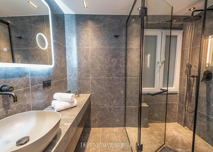 Kantoni Unique Apartment
